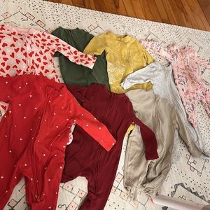 Old navy sleep & play bundle